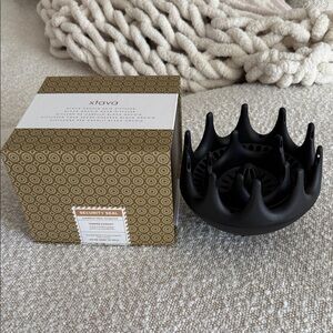 Black Orchid Hair Diffuser by xtava
